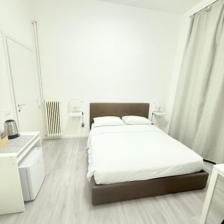The House Of Brindisi Bed & Breakfast โรม ภายนอก รูปภาพ